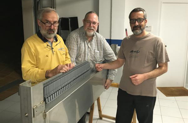 新科技人為創(chuàng)造奇景 3D打印水簾讓人嘆為觀止
3D打印水簾,創(chuàng)客,創(chuàng)客聯(lián)盟,3d打印機(jī),3d打印材料,3d打印技術(shù),3d打印模型