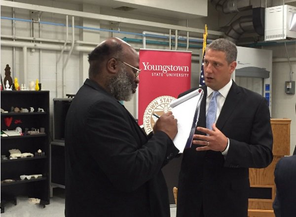 老美投資千萬美元開發3D打印金屬零配件維護飛機解決方案