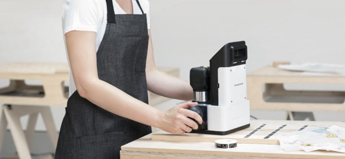 全球首臺手持式CNC設(shè)備Shaper Origin 自動校正功能很牛B 全球首臺手持式CNC設(shè)備Shaper Origin 自動校正功能很牛B